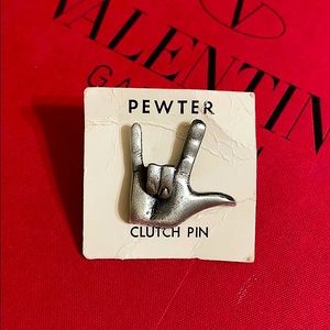 🖤NEW💕VTG💕Pewter 🤟🏼 pin